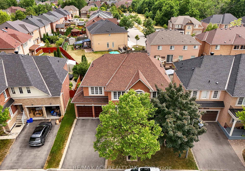7-weston-crescent-ajax-ontario-e12276036