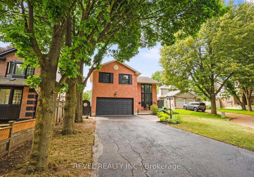 819-ironwood-court-whitby-ontario-e12276058