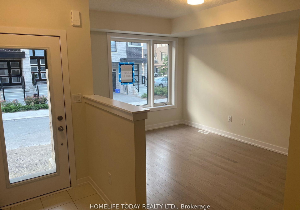 2573-castlegate-crossing-pickering-ontario-e12276570
