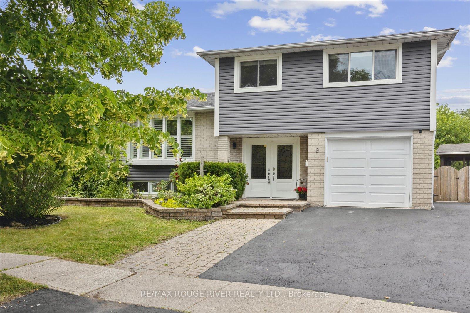 9-cowling-crescent-ajax-ontario-e12276606