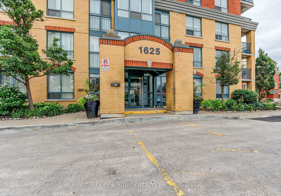 1625-parkway-pickering-ontario-e12276994