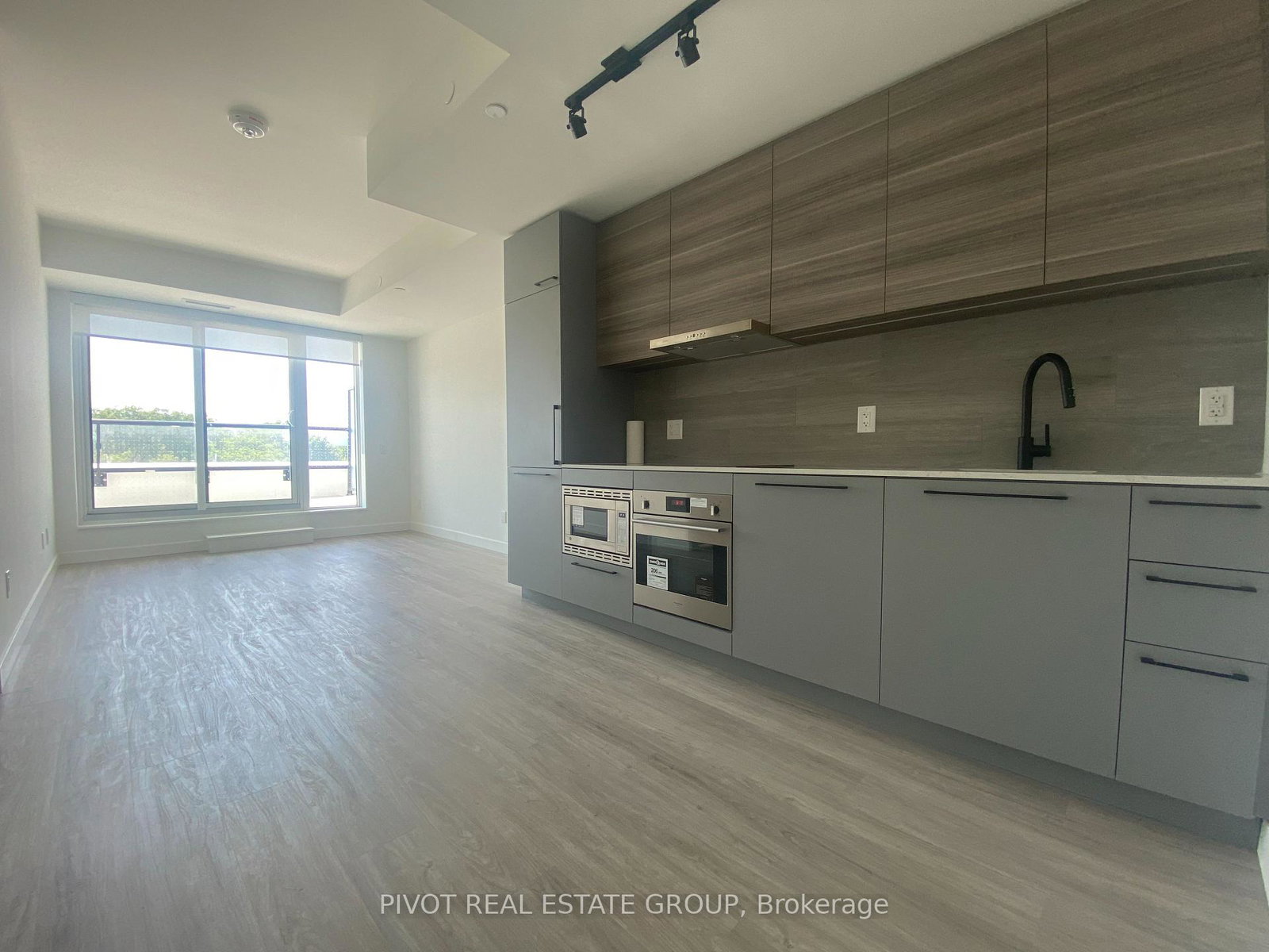 1050-eastern-avenue-toronto-ontario-e12277054
