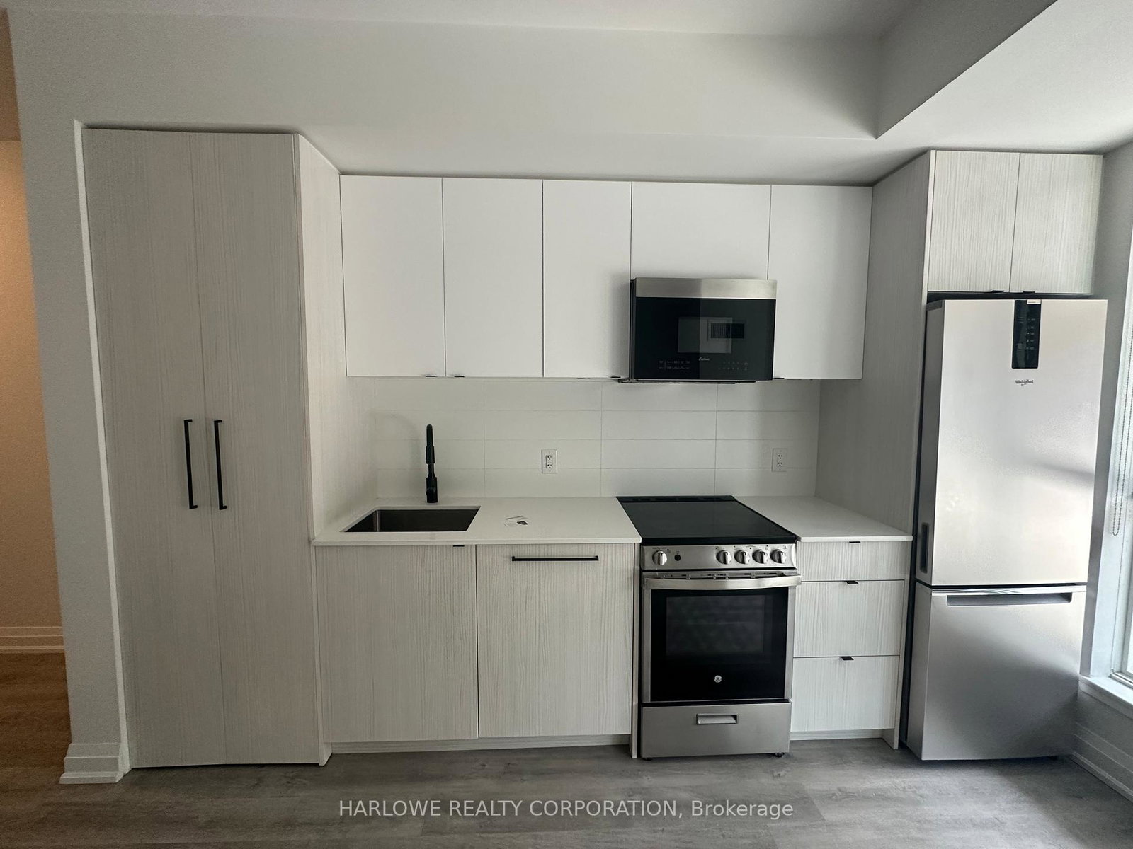 2369-danforth-avenue-toronto-ontario-e12277057