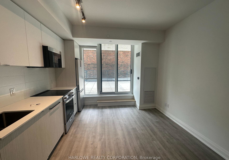 2369-danforth-avenue-toronto-ontario-e12277057
