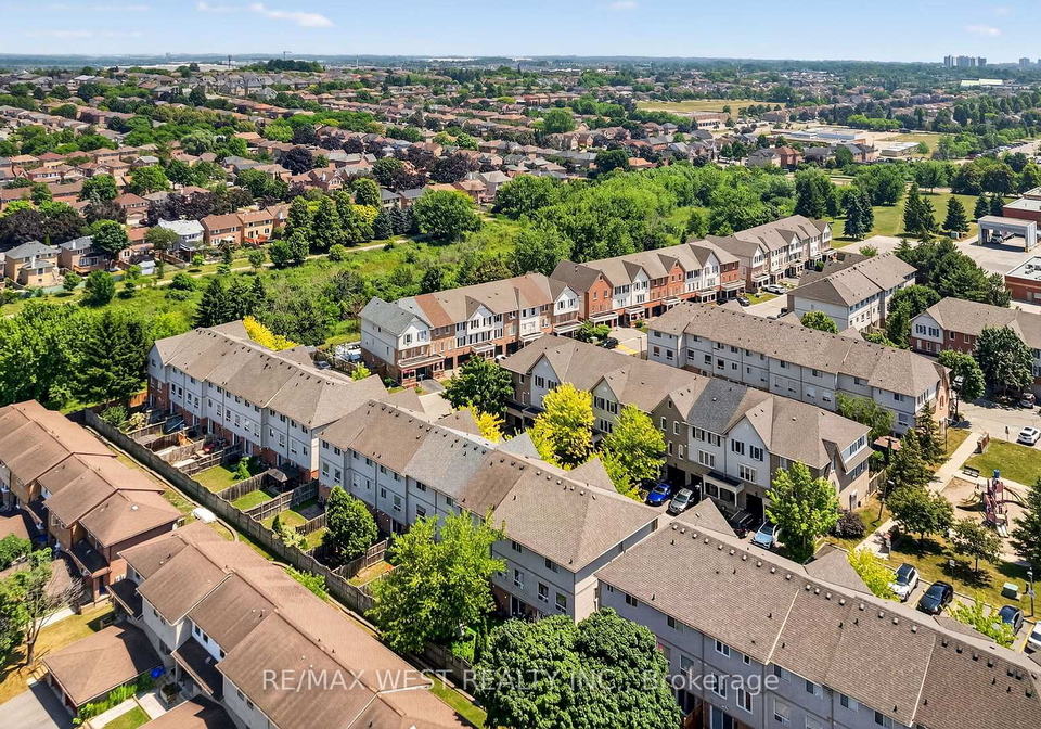 48-mcgonigal-lane-ajax-ontario-e12277129