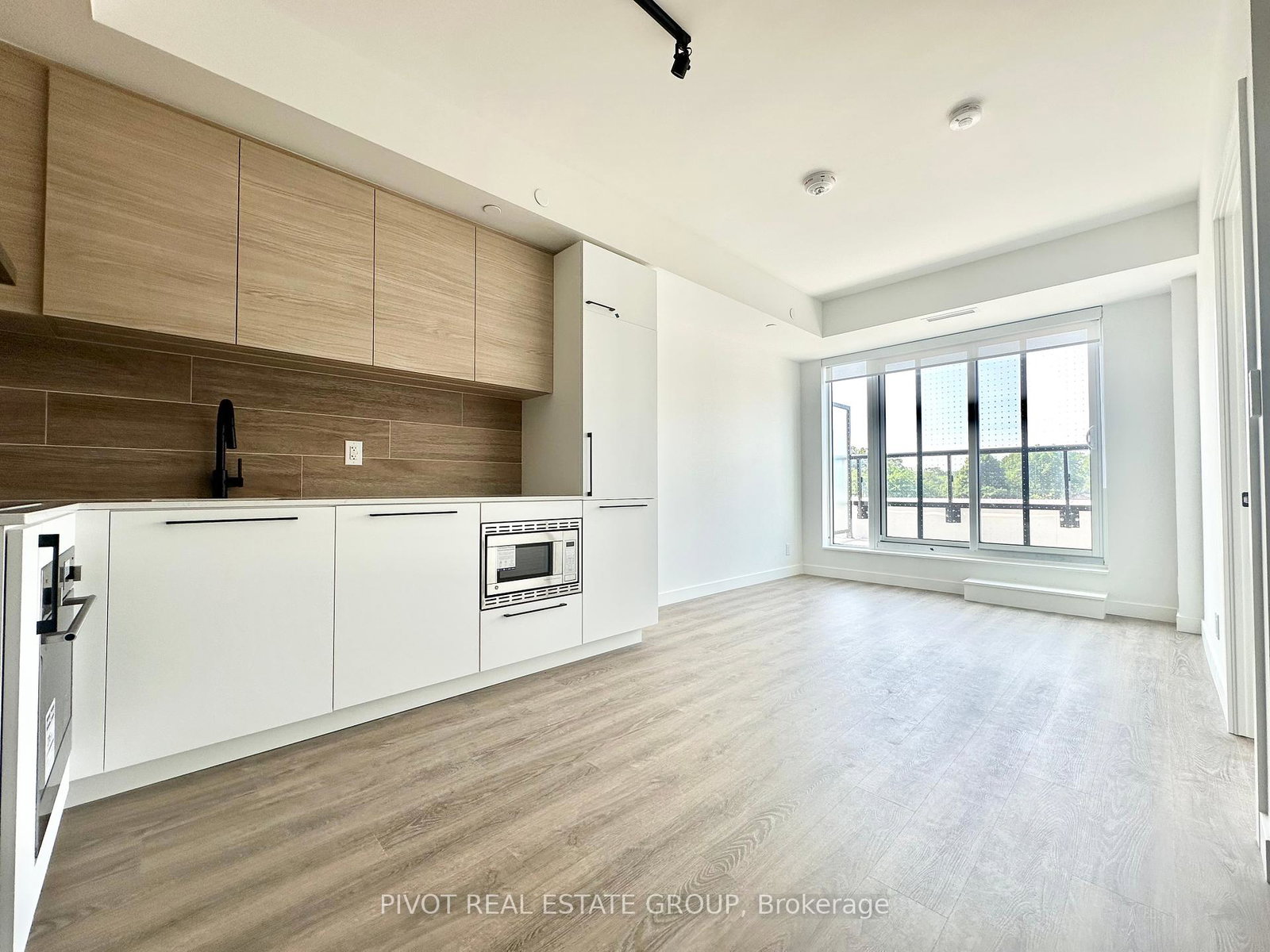 1050-eastern-avenue-toronto-ontario-e12277326