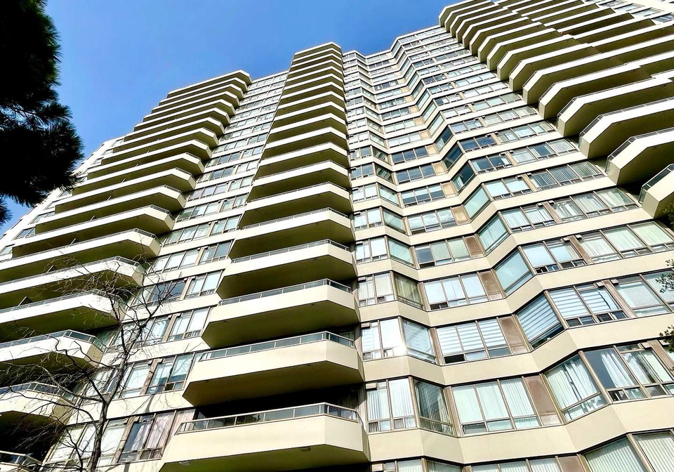 1-greystone-walk-drive-scarborough-ontario-e12277656