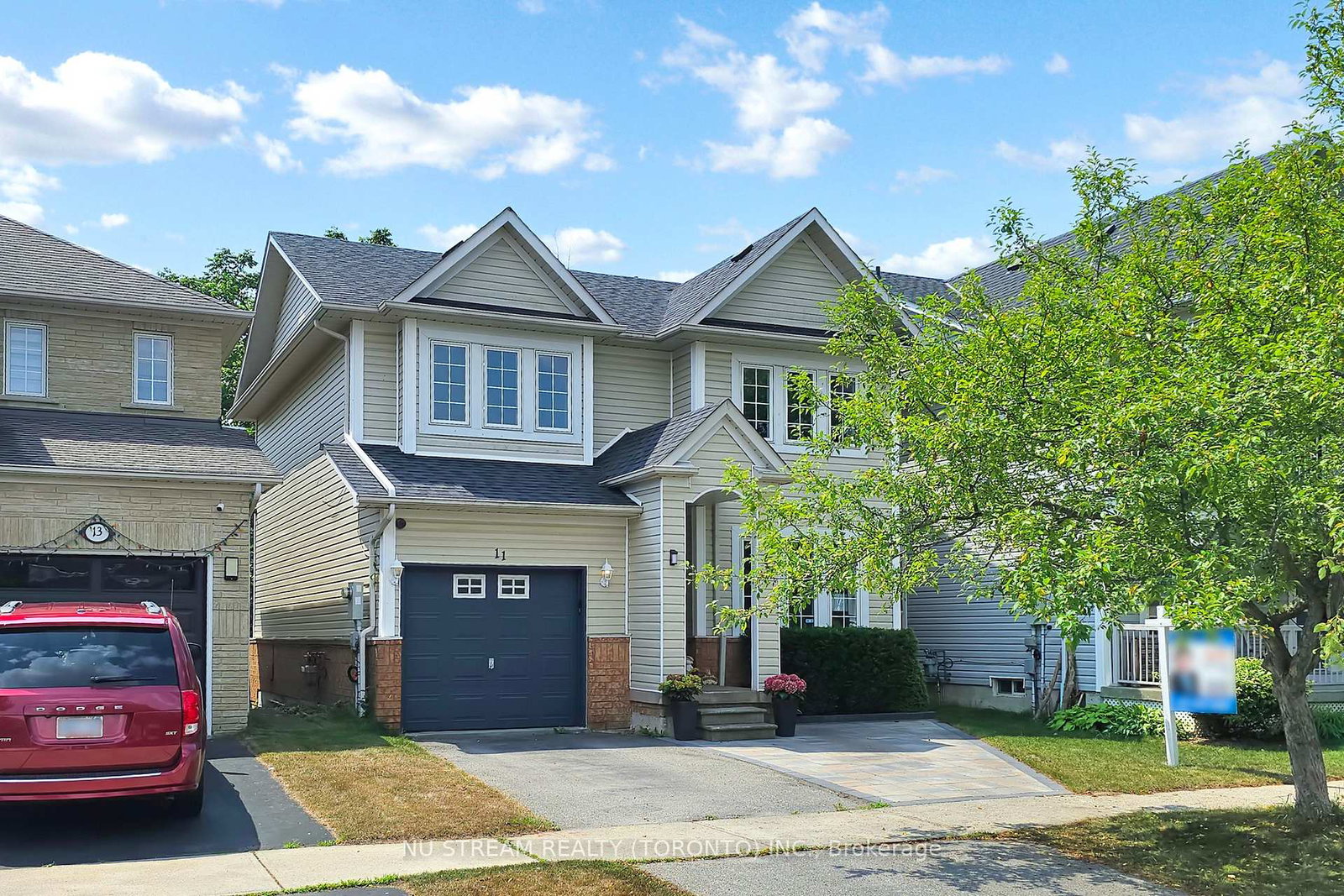 11-hulley-crescent-ajax-ontario-e12278317