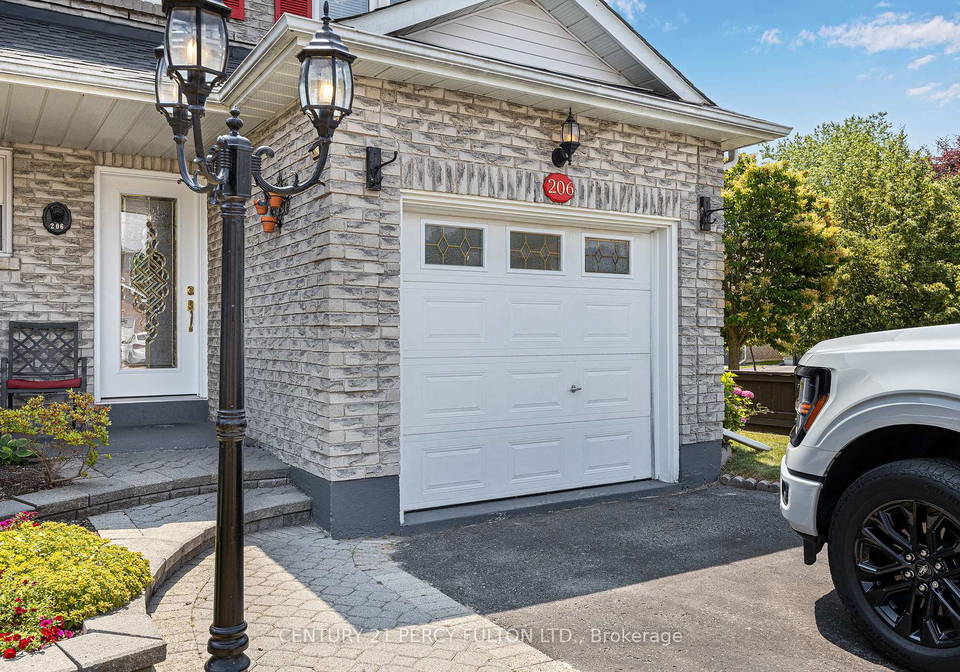 206-adele-crescent-oshawa-ontario-e12280543