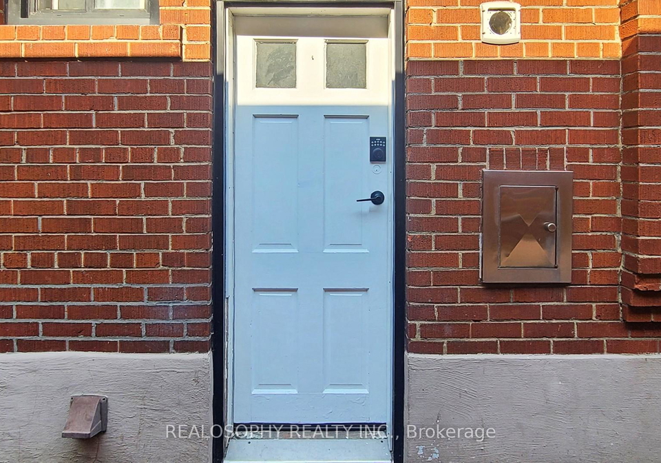 827-kingston-road-toronto-ontario-e12280744