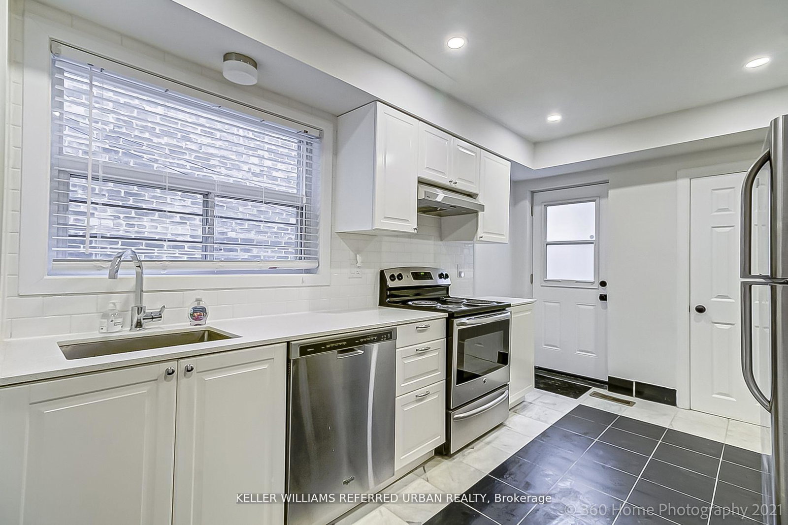 21-jones-avenue-toronto-ontario-e12281412