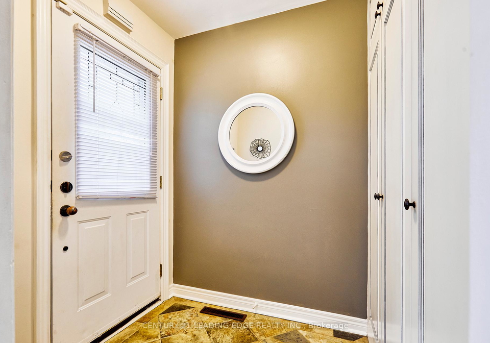 11-st-quentin-avenue-scarborough-ontario-e12283854