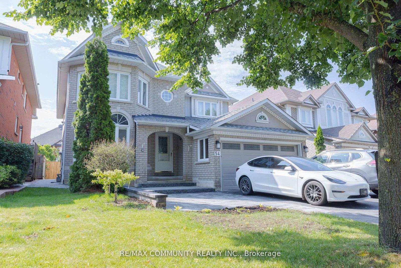54-mortimer-crescent-e-e-ajax-ontario-e12284212