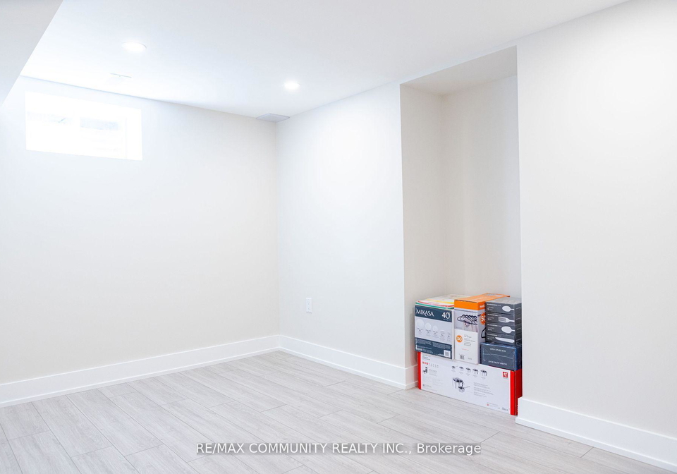 54-mortimer-crescent-e-e-ajax-ontario-e12284212