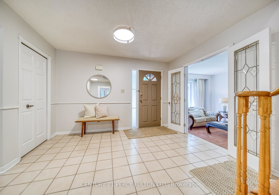 6-rice-drive-whitby-ontario-e12284576