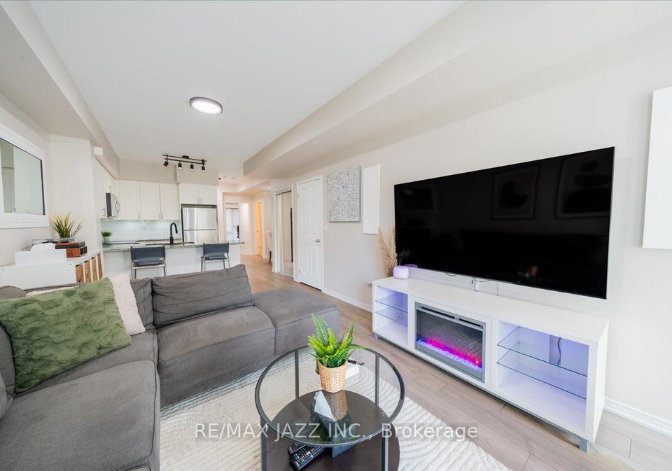 500-kingbird-grove-scarborough-ontario-e12285026