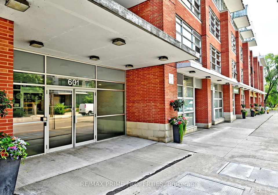 601-kingston-road-toronto-ontario-e12285618