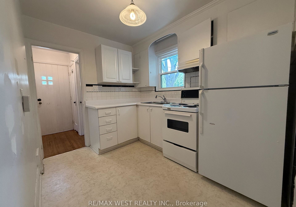 27-frater-avenue-east-york-ontario-e12286413