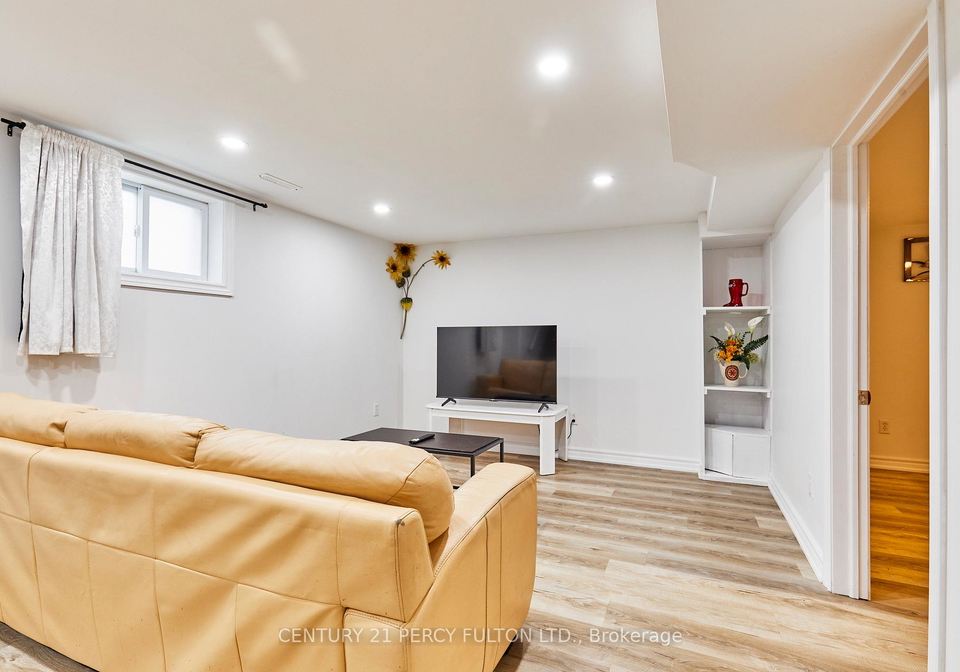 931-liverpool-road-pickering-ontario-e12286902