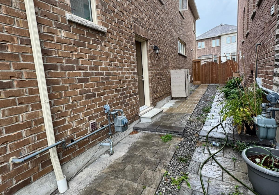 65-westfield-drive-whitby-ontario-e12286953