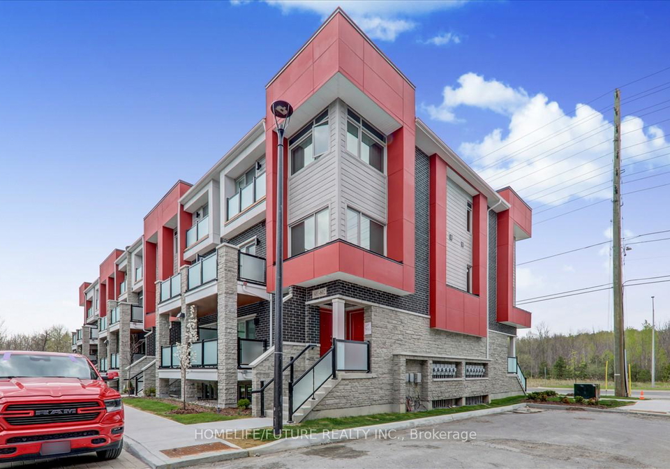 1034-reflection-place-pickering-ontario-e12287179