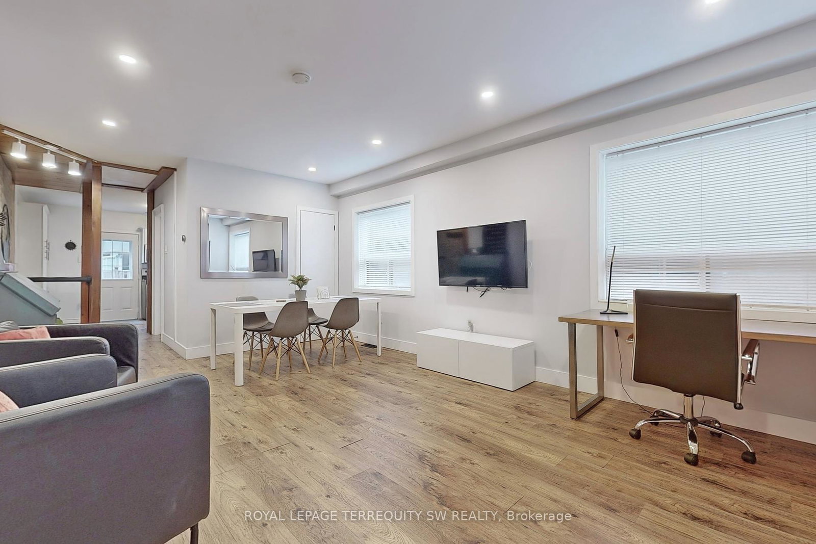 17-berkshire-avenue-toronto-ontario-e12287221