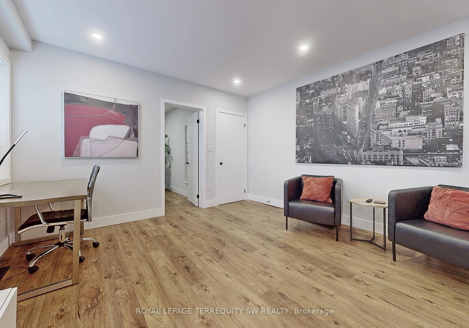 17-berkshire-avenue-toronto-ontario-e12287221