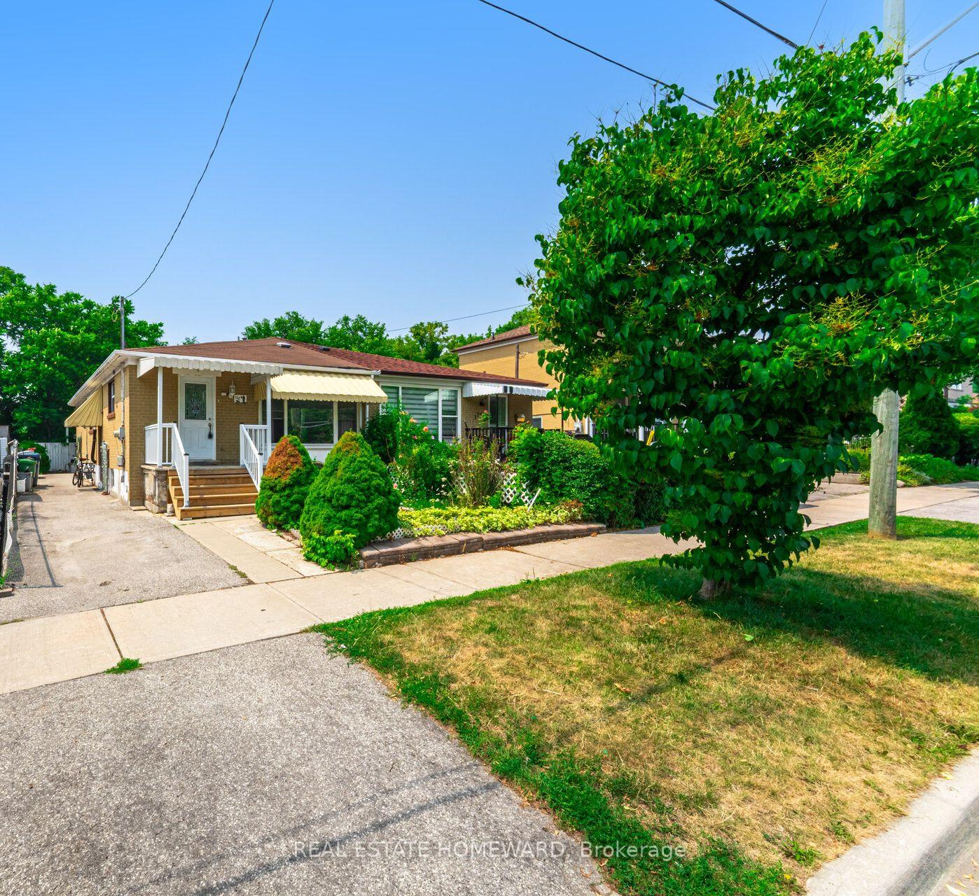 122-santamonica-boulevard-scarborough-ontario-e12287498