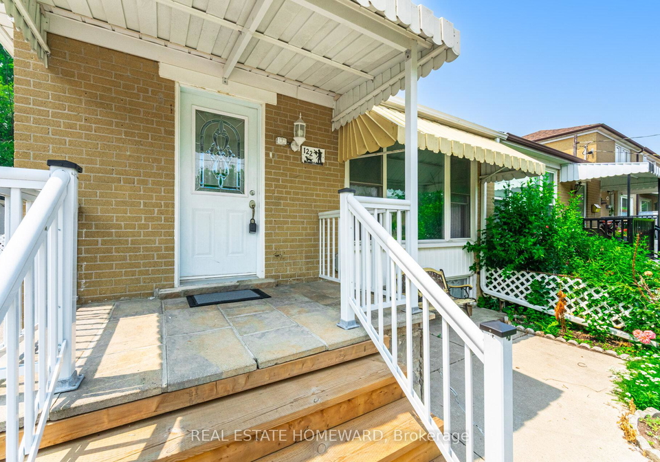 122-santamonica-boulevard-scarborough-ontario-e12287498