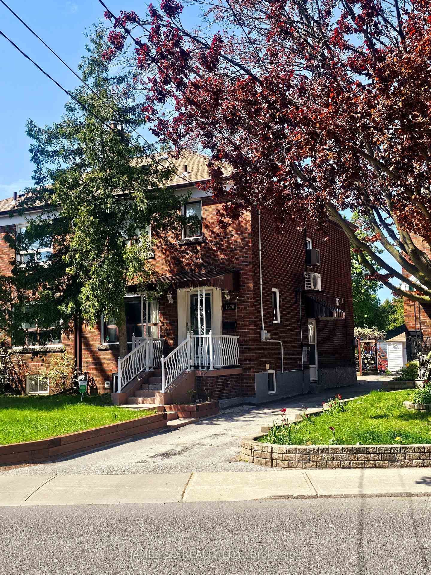 1070-greenwood-avenue-east-york-ontario-e12288175