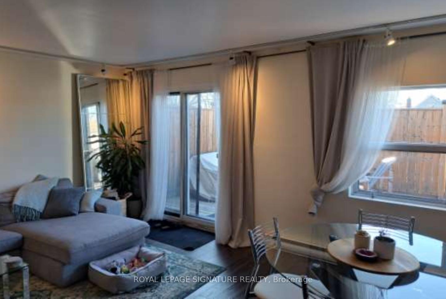 219-danforth-avenue-toronto-ontario-e12288829
