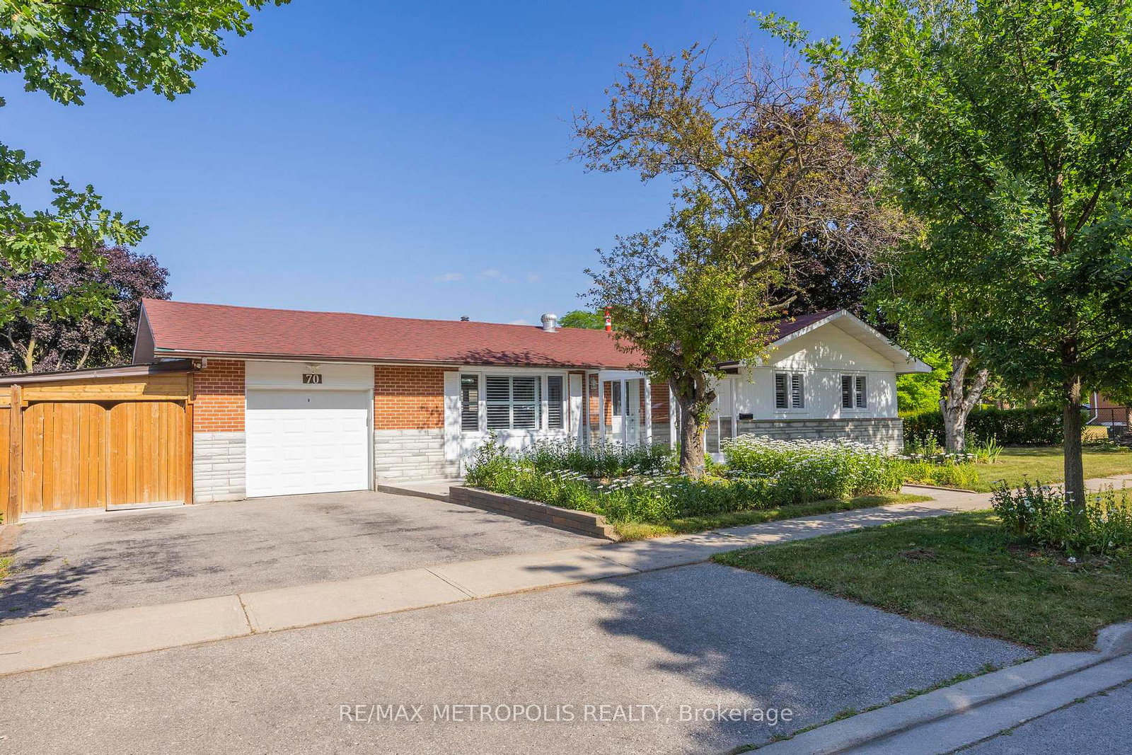 70-sunderland-crescent-scarborough-ontario-e12289042