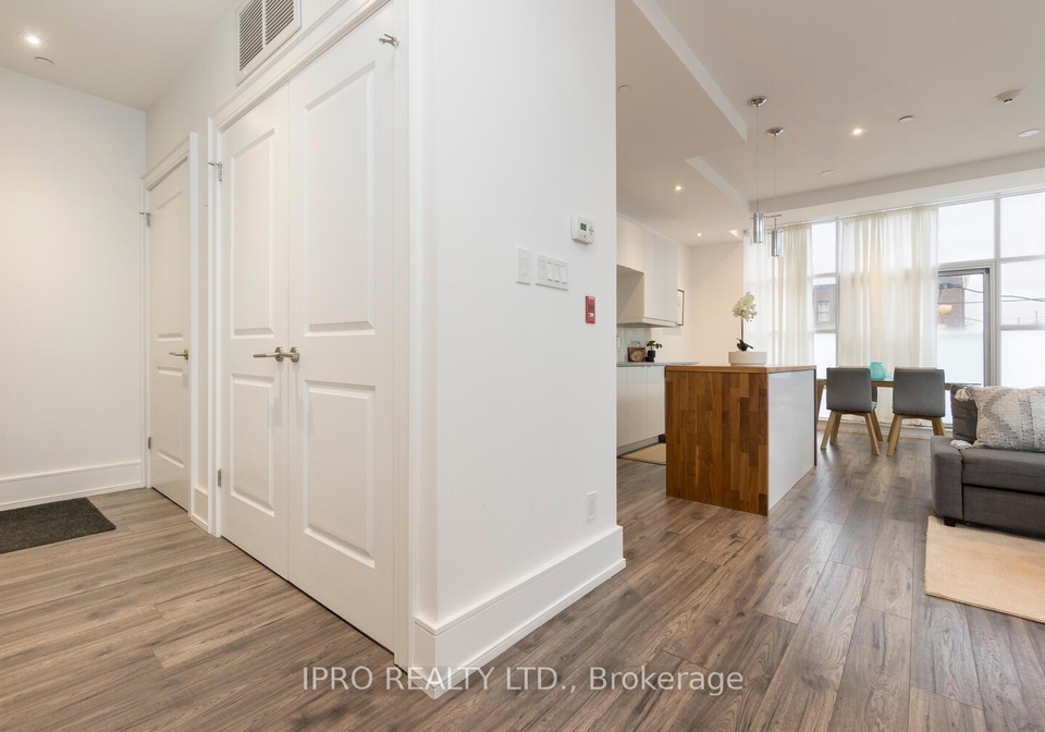 1003-queen-street-e-e-toronto-ontario-e12289158