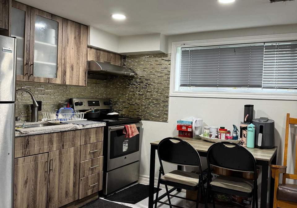 12-waltonice-road-scarborough-ontario-e12289822