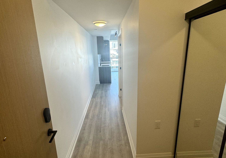 2369-danforth-avenue-toronto-ontario-e12290449