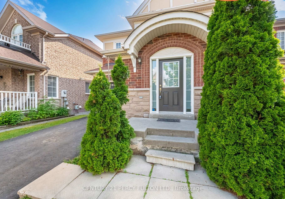36-feint-drive-ajax-ontario-e12291270
