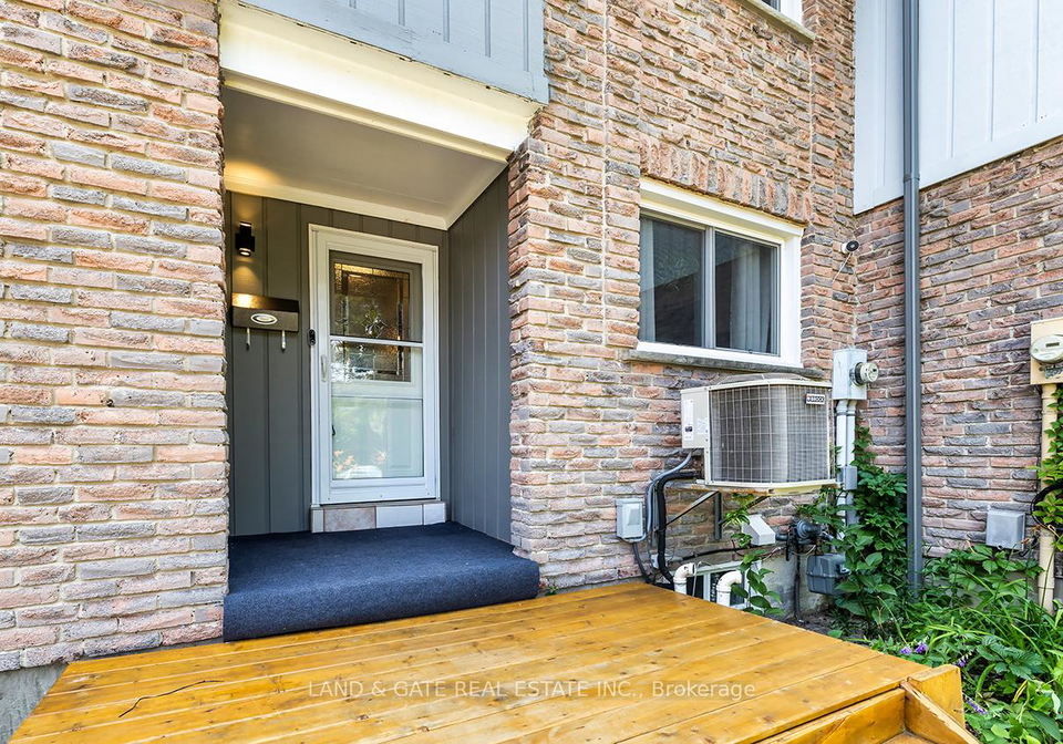 1753-foleyet-crescent-pickering-ontario-e12291495