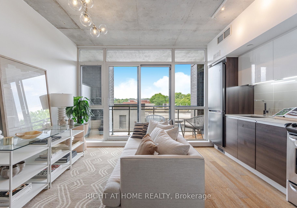 1190-dundas-street-toronto-ontario-e12291620