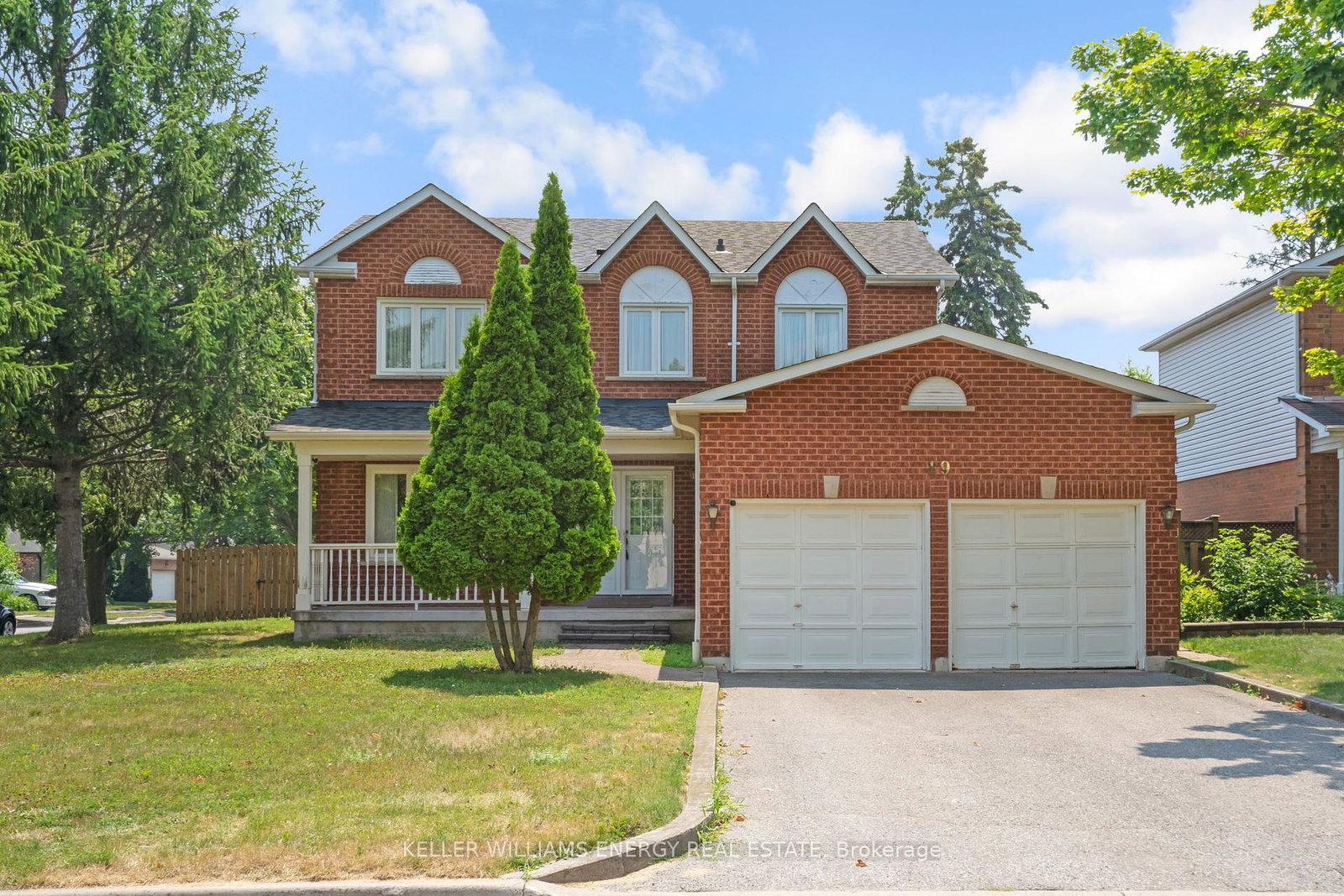 19-springsyde-street-whitby-ontario-e12291674