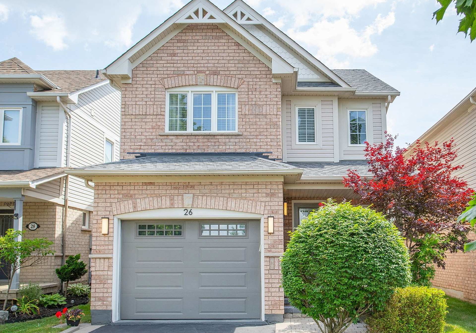 26-juneau-crescent-whitby-ontario-e12292016