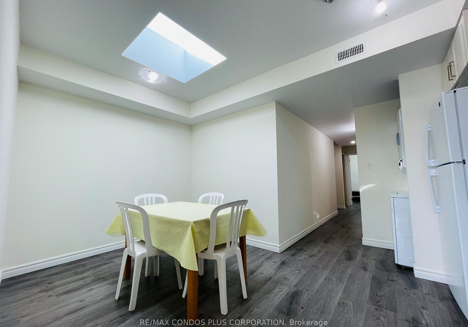 721-danforth-avenue-east-york-ontario-e12292224