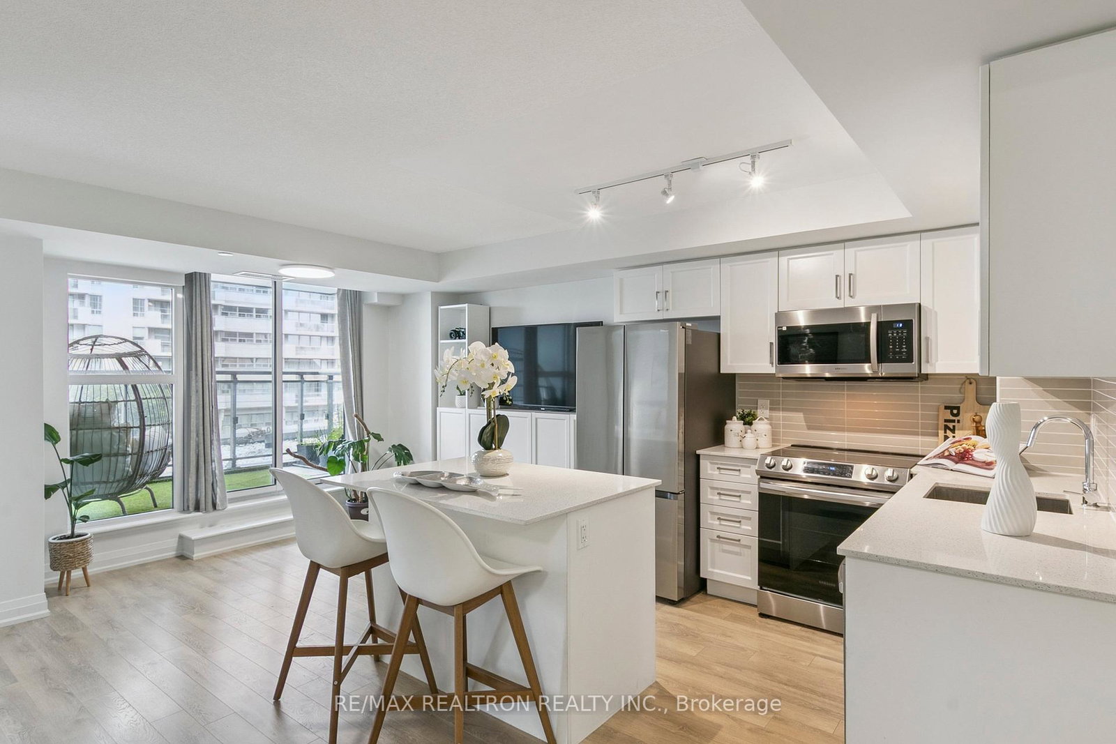 20-meadowglen-place-scarborough-ontario-e12292320