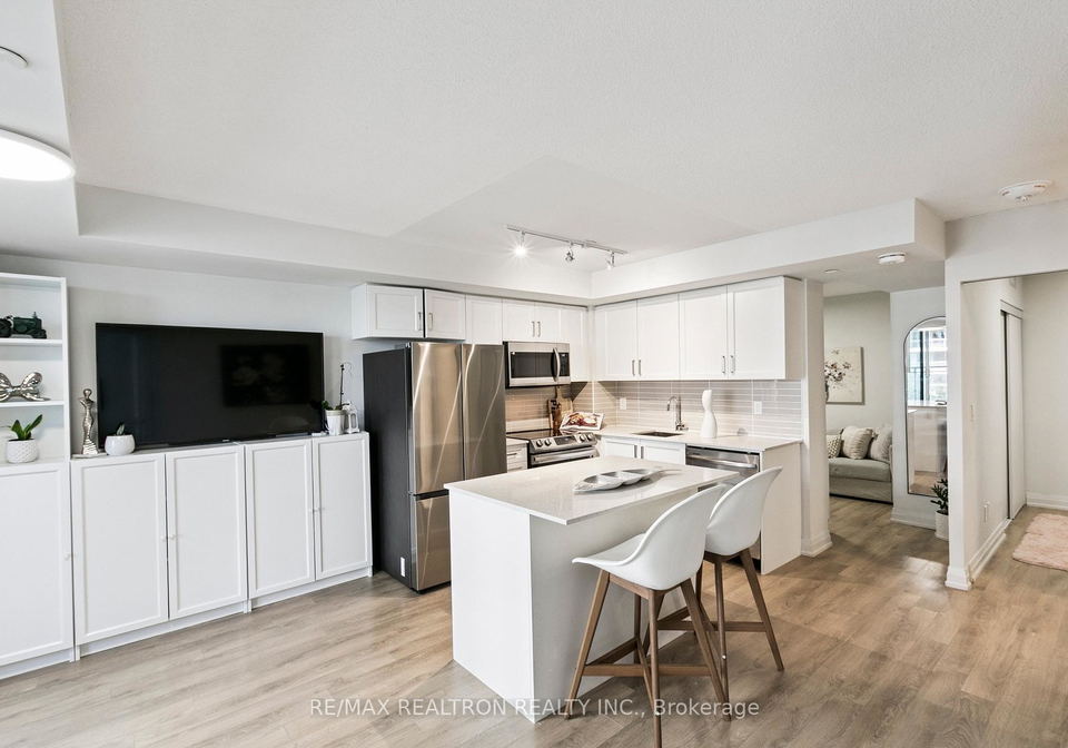 20-meadowglen-place-scarborough-ontario-e12292320