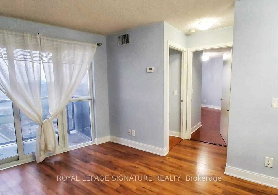 135-village-green-square-scarborough-ontario-e12292560