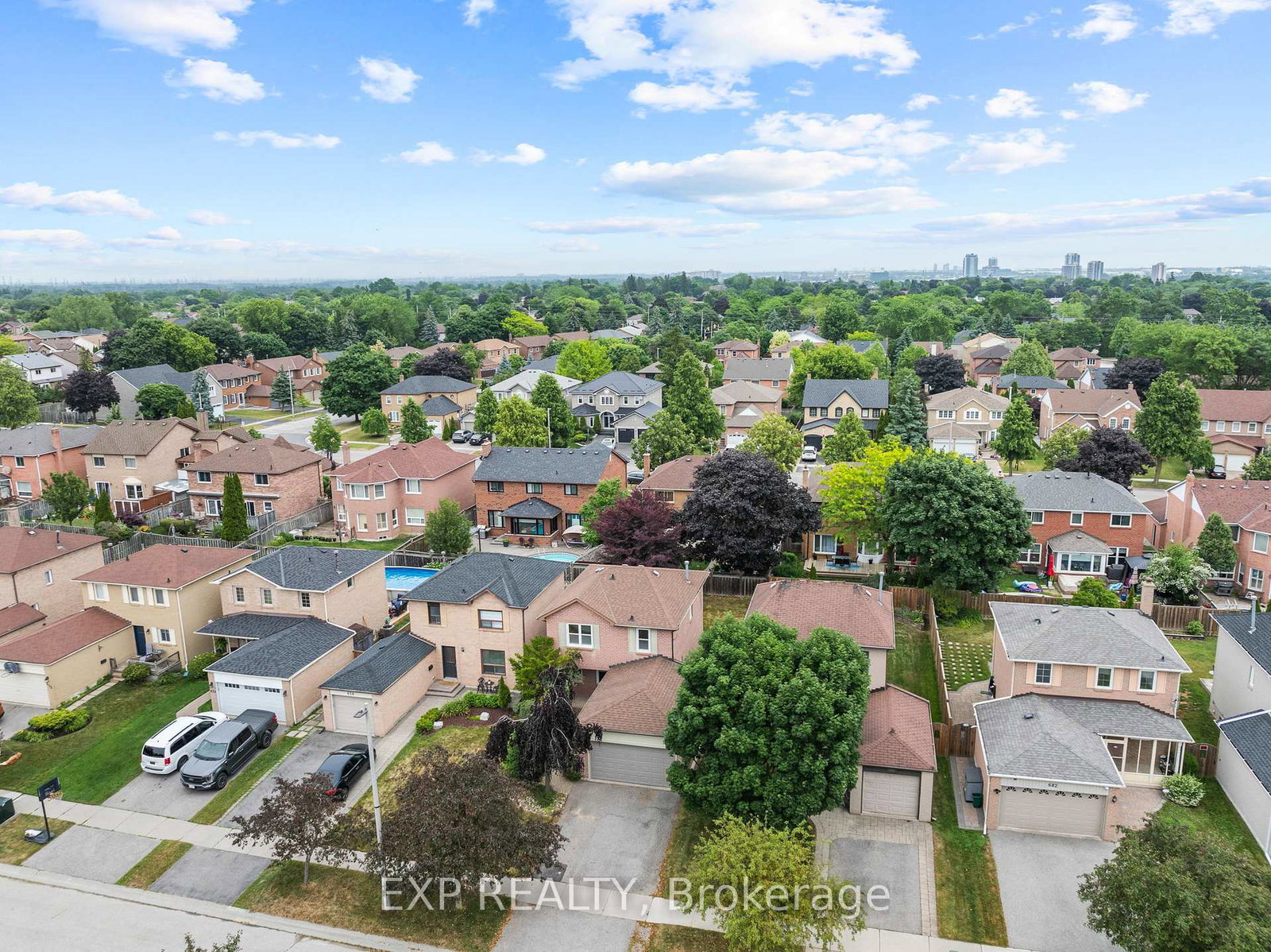 678-beckworth-square-pickering-ontario-e12293306