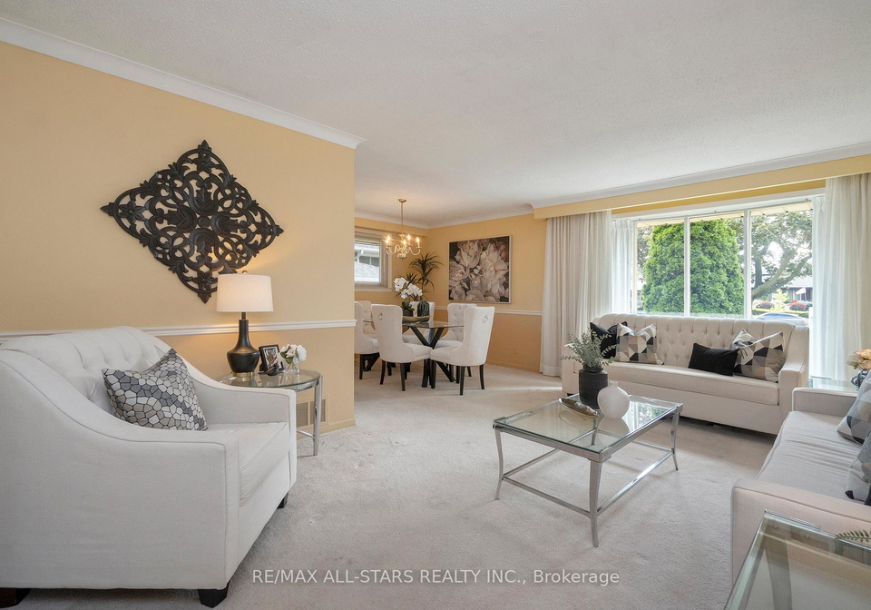 24-ensign-place-scarborough-ontario-e12293446