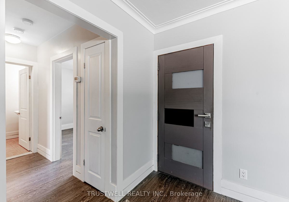 105-mary-street-e-e-whitby-ontario-e12293870