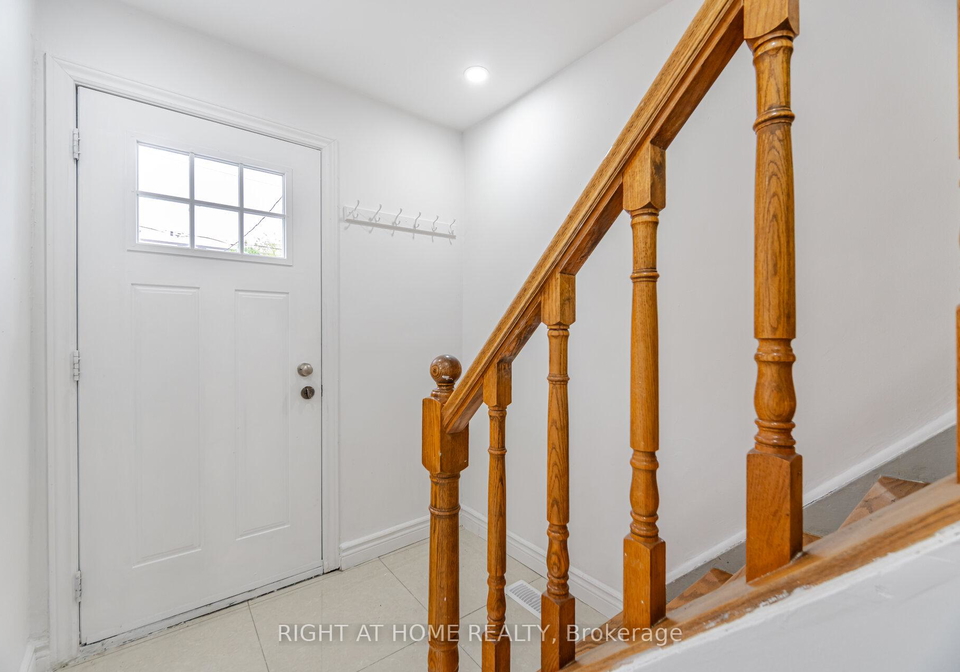 79-chapman-avenue-east-york-ontario-e12294290
