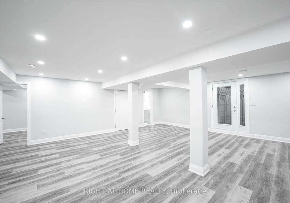 30-withay-drive-ajax-ontario-e12295489