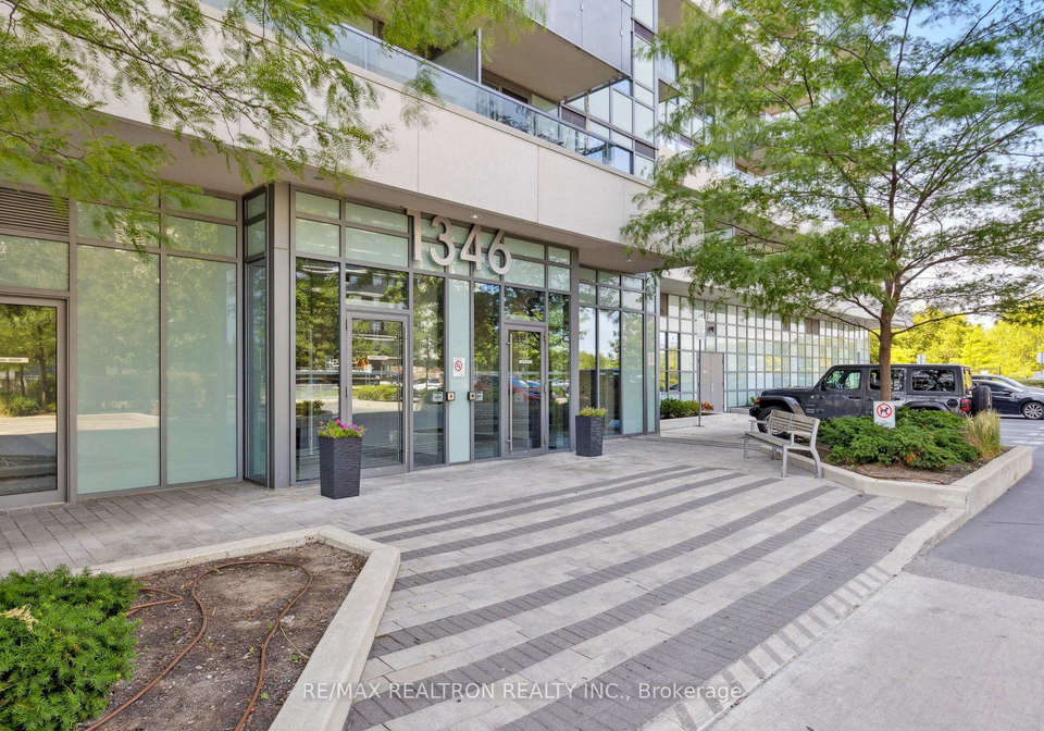 1346-danforth-road-scarborough-ontario-e12295874